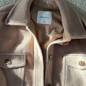 Wilfred Free Aritzia - The Ganna Shirt Jacket in Khaki / Tan